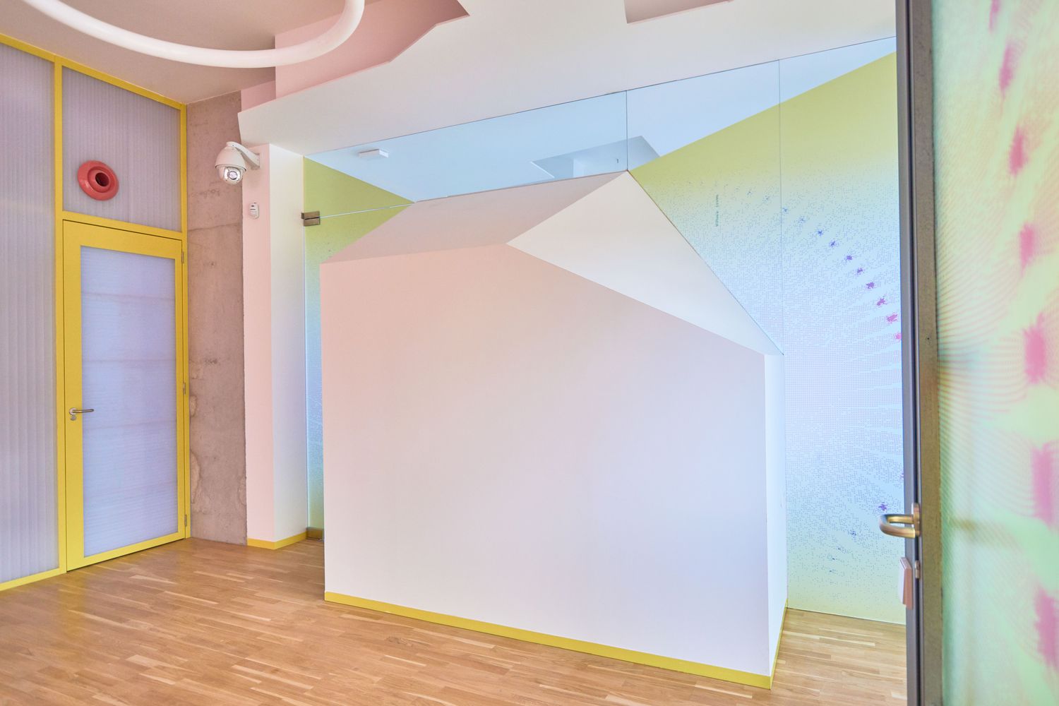 Une clinique aux couleurs thérapeutiques – ArchiBat Mag